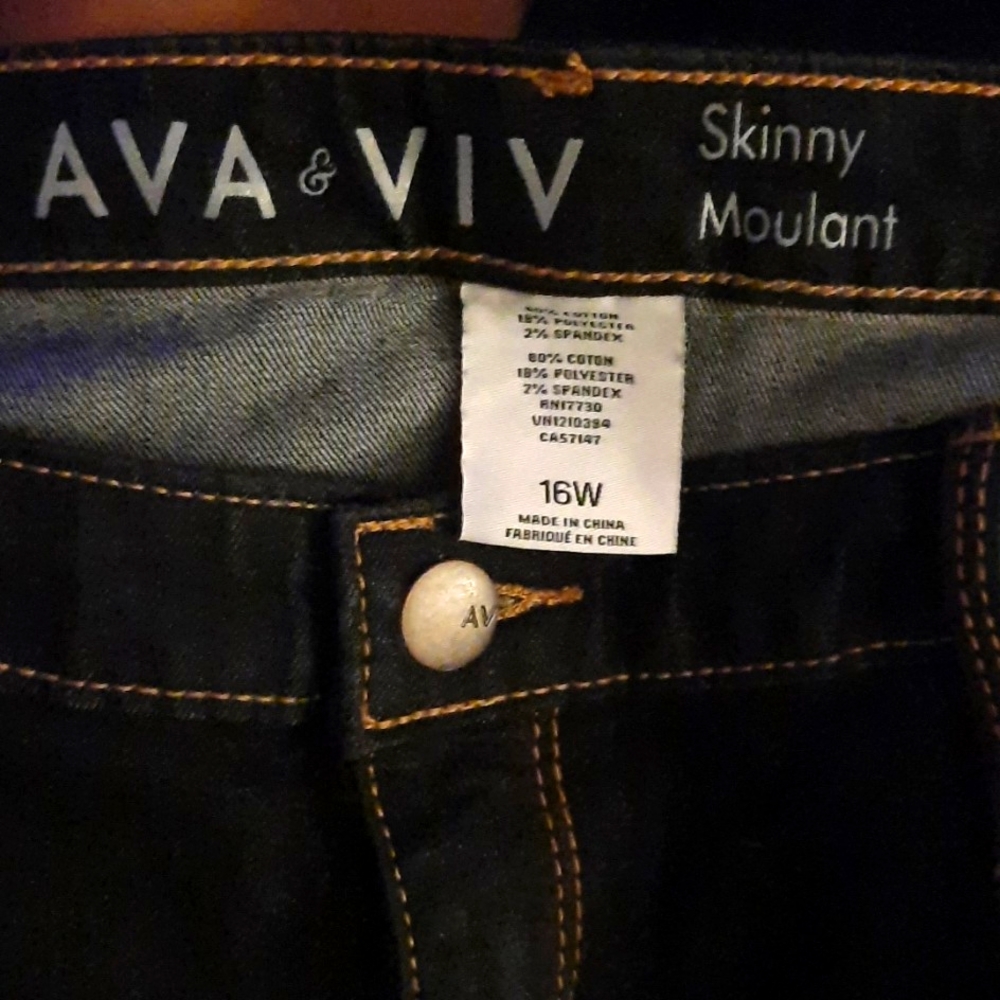 086 Ava & Viv Skinny Moulant Blue Jeans Size 16w New with Tags